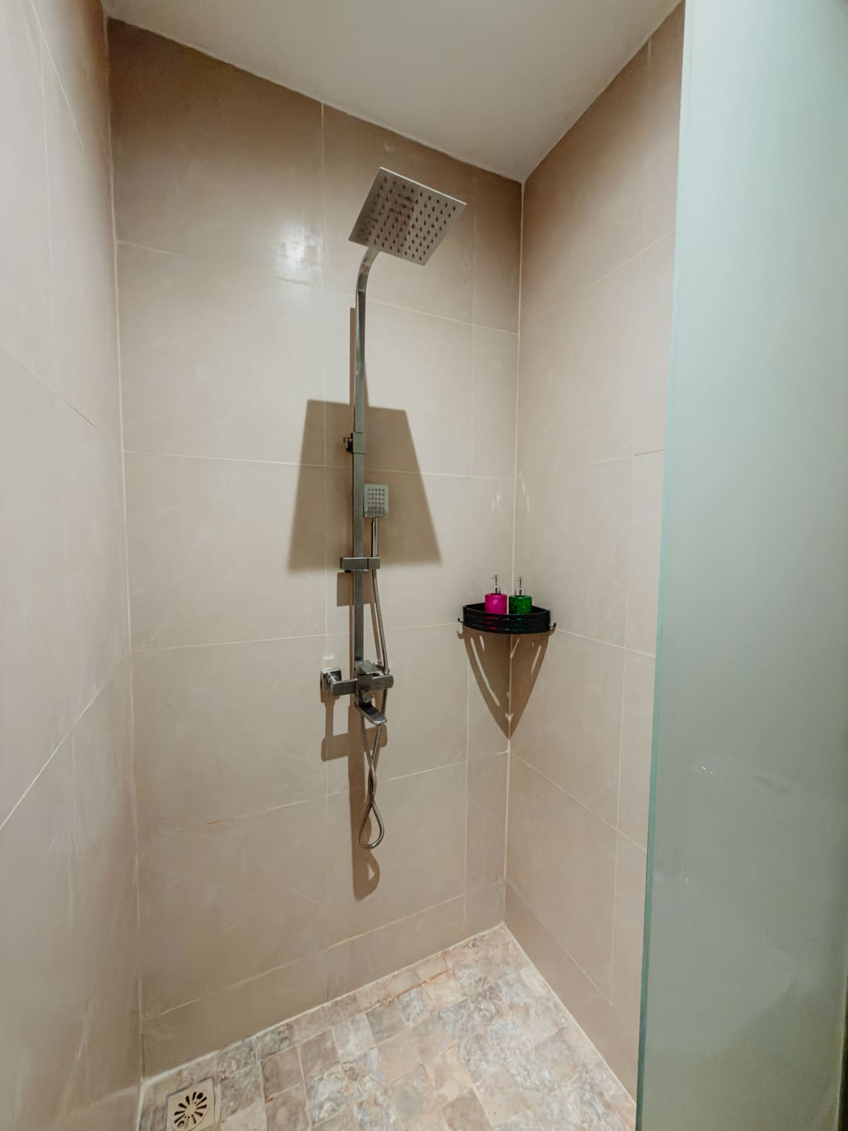 Deluxe Room - Fresh Towels & Toiletries